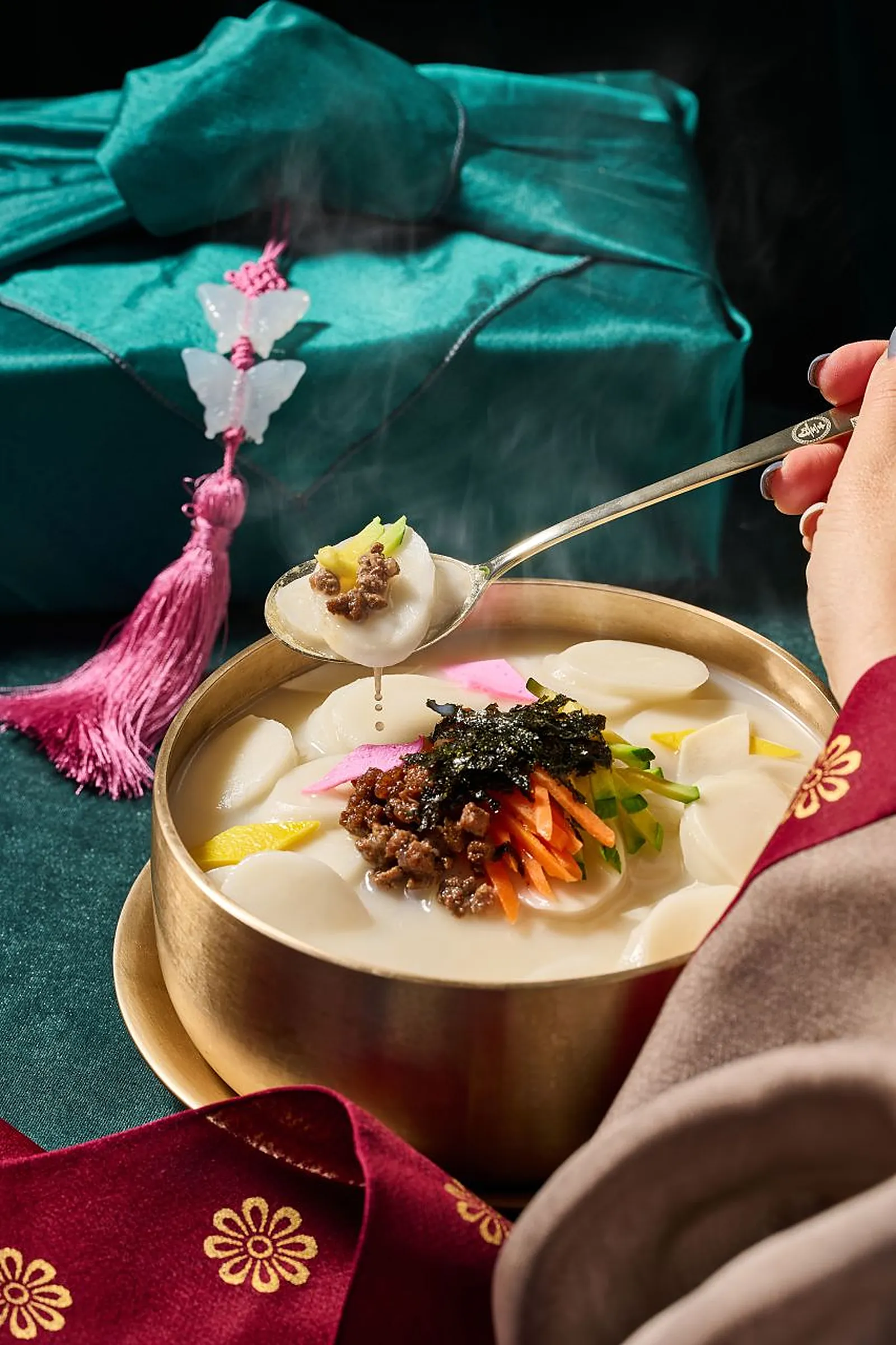 Seollal in hanbok
