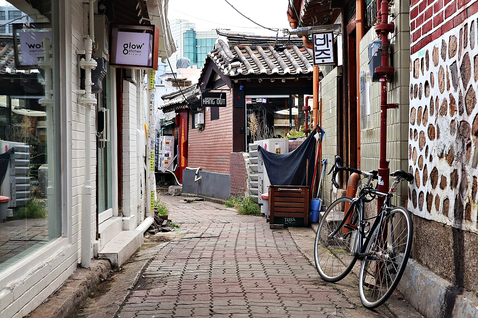 Ikseon-dong alleys