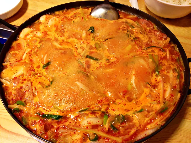 Budae-jjigae