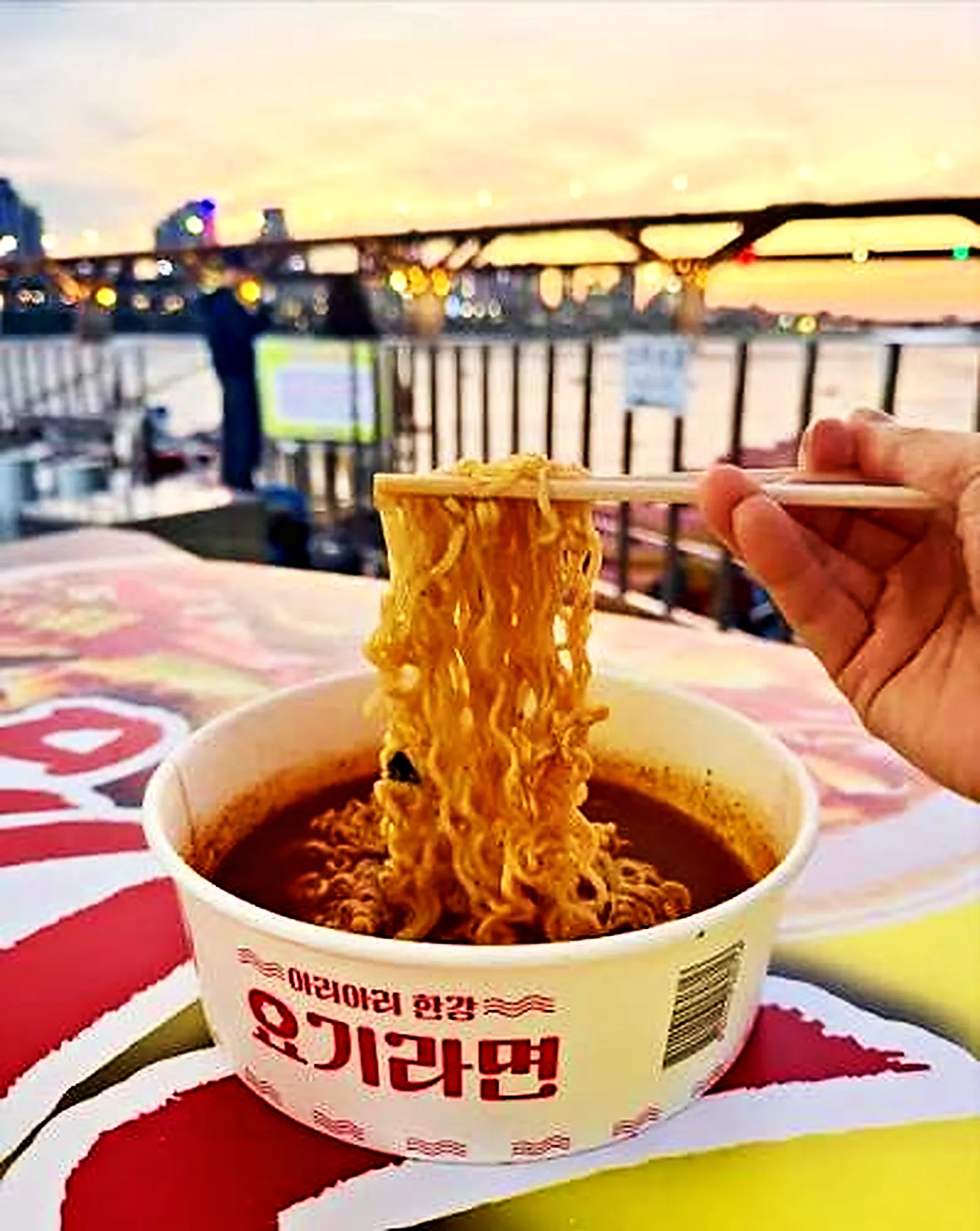 Ramyeon by the river