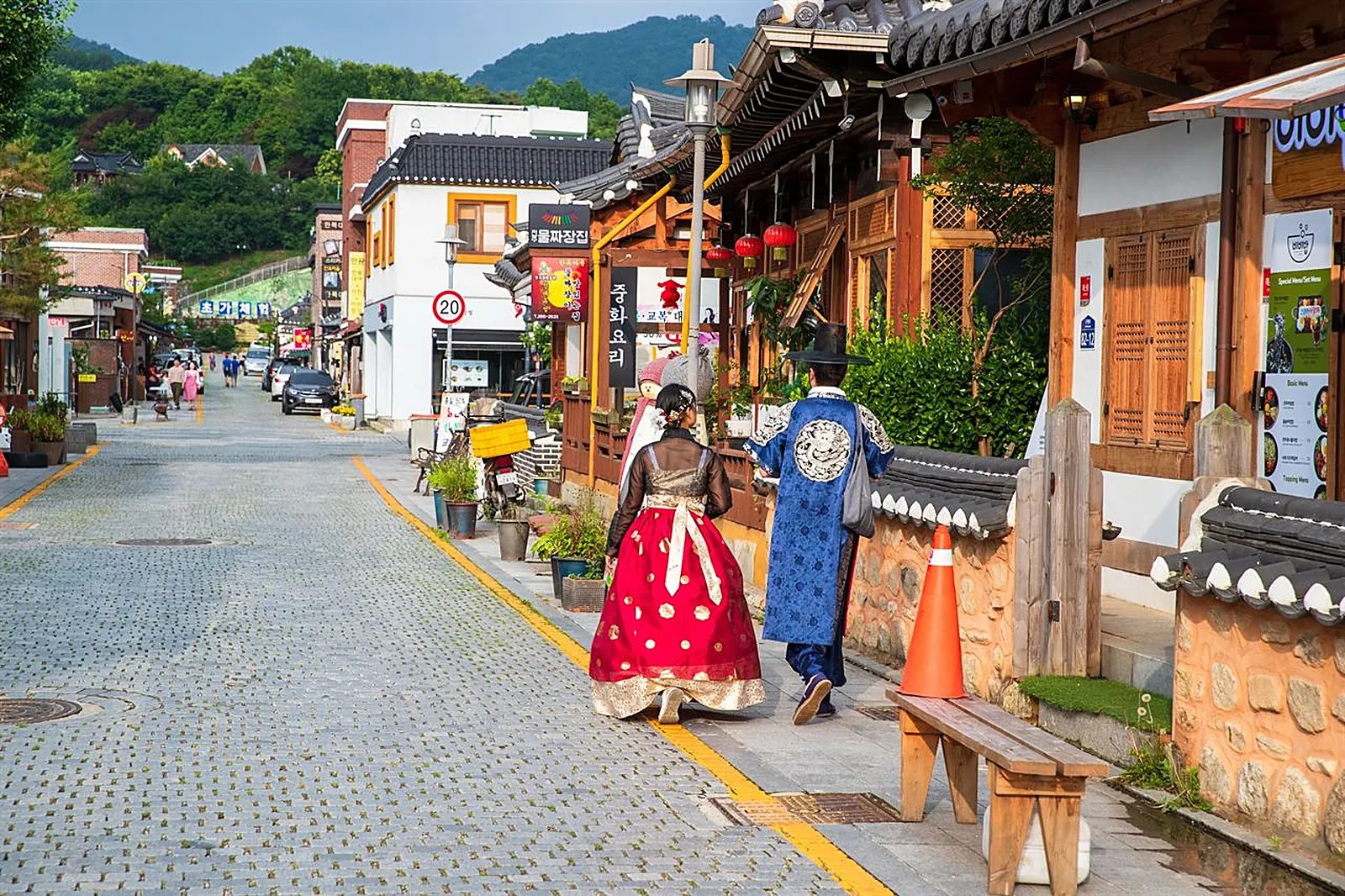 Hanbok in Jeonju